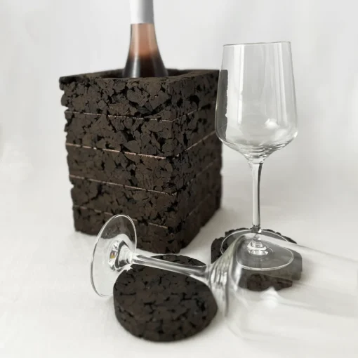 Cork Dark Bronze palackhűtő alátétekkel poharakkal